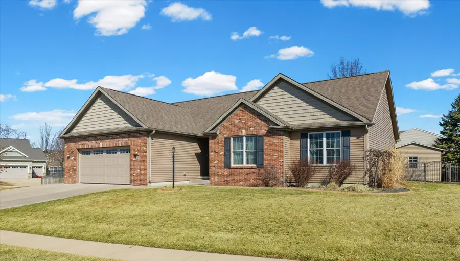 502 Elk Drive, Mahomet, IL 61853 - #2