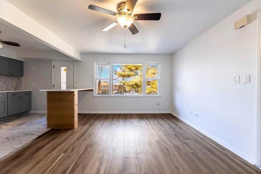 6419 S Oak Park Avenue #E-16, Chicago, IL 60638 - #3