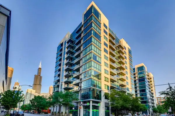 Address Withheld By Seller, Chicago, IL 60607