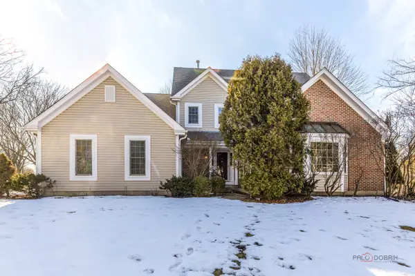 275 Saddle Back Road, Vernon Hills, IL 60061