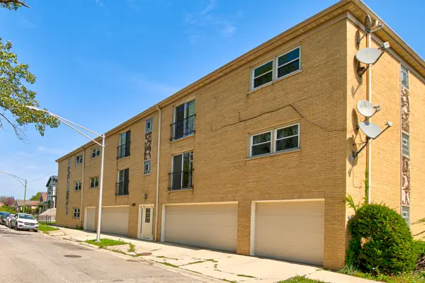 3207 N Pontiac Avenue #2S, Chicago, IL 60634