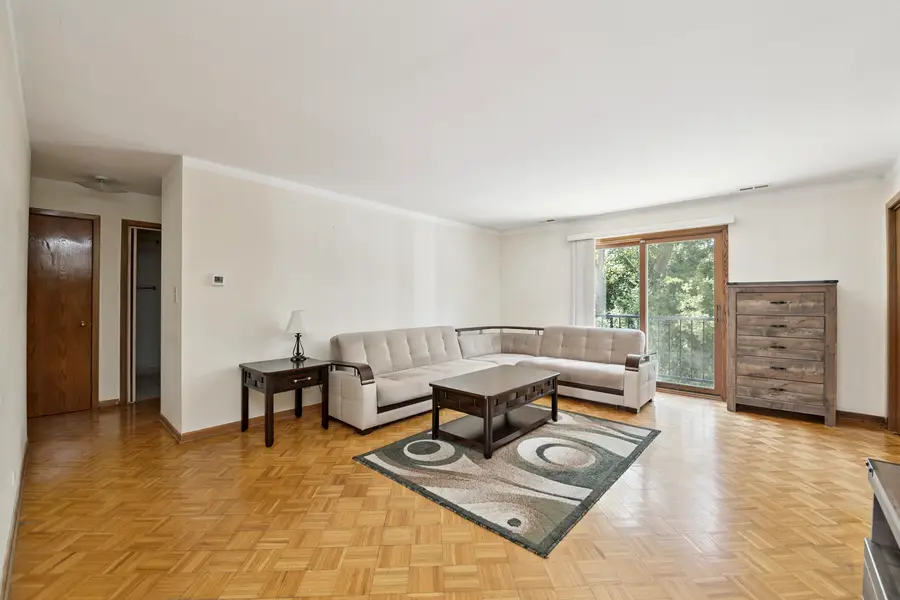 3207 N Pontiac Avenue #2S, Chicago, IL 60634 - #3