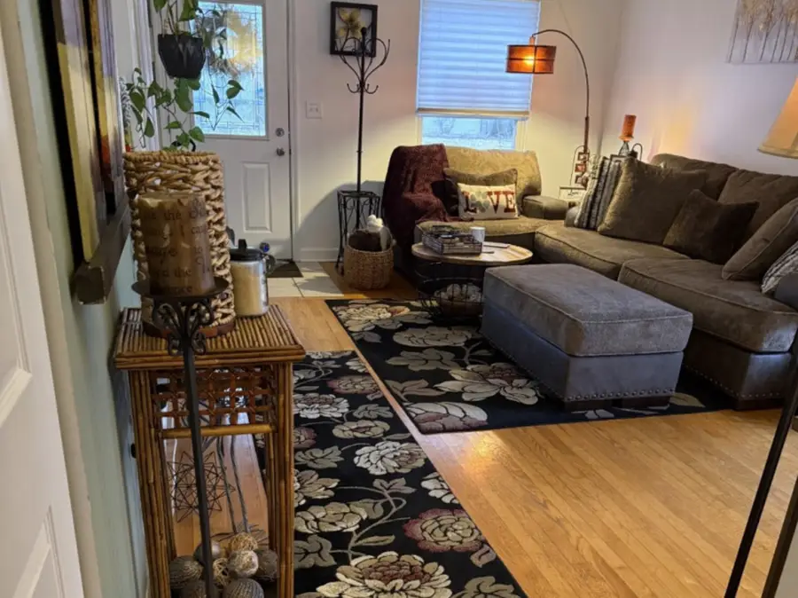 352 Danbury Drive, Naperville, IL 60565 - #3