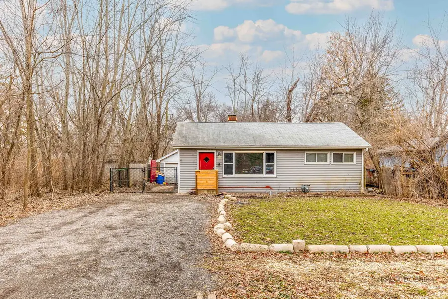 3203 S Bergman Drive, Holiday Hills, IL 60051 - #2