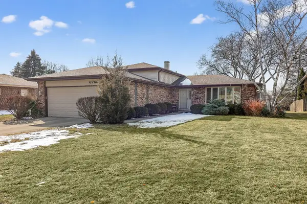 Address Withheld By Seller, Downers Grove, IL 60516