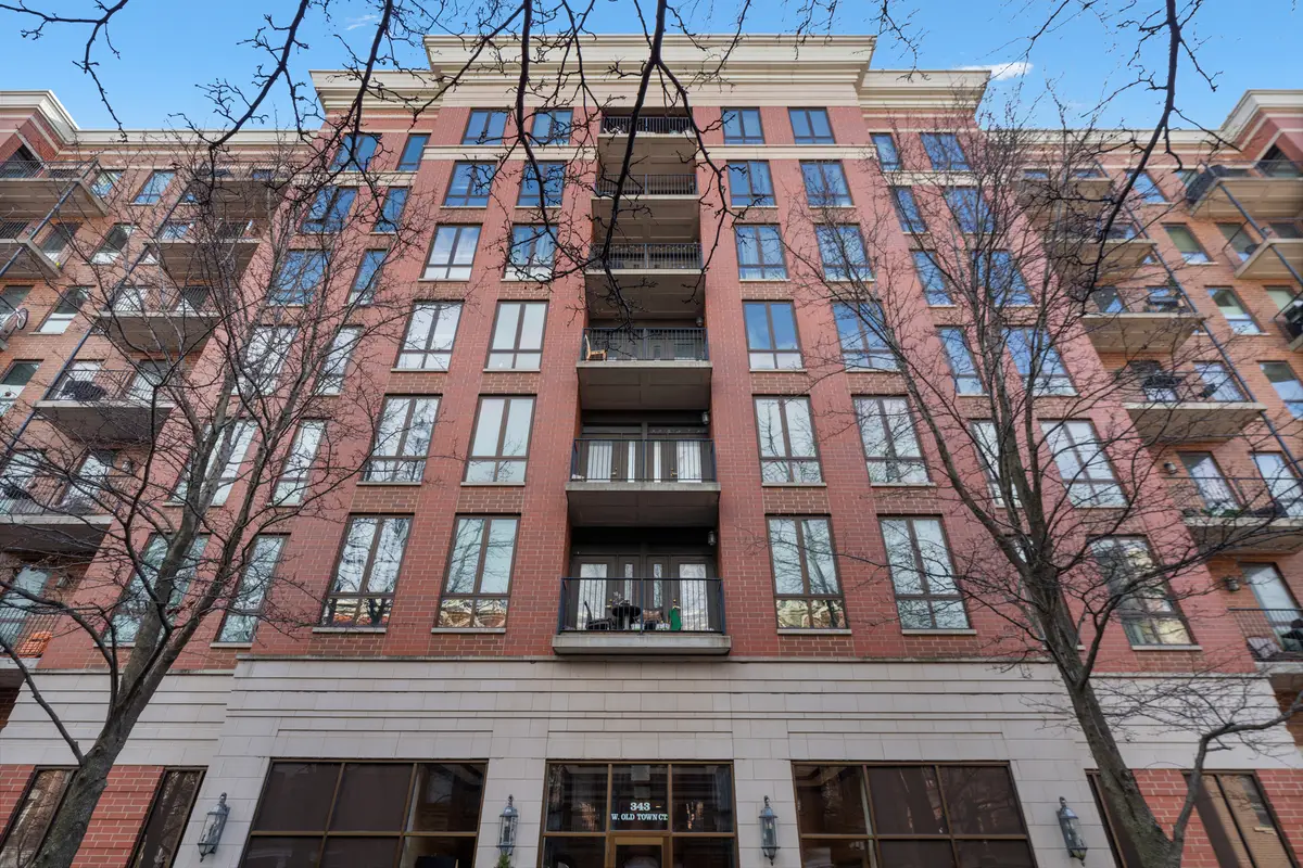 343 W Old Town Court #204, Chicago, IL 60610 - #1