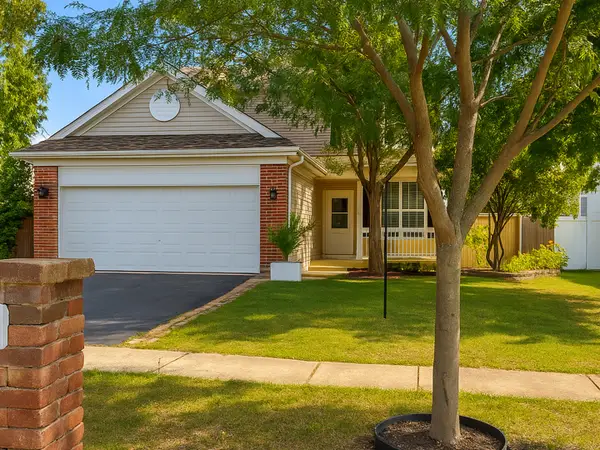 424 Grape Vine Trail, Oswego, IL 60543