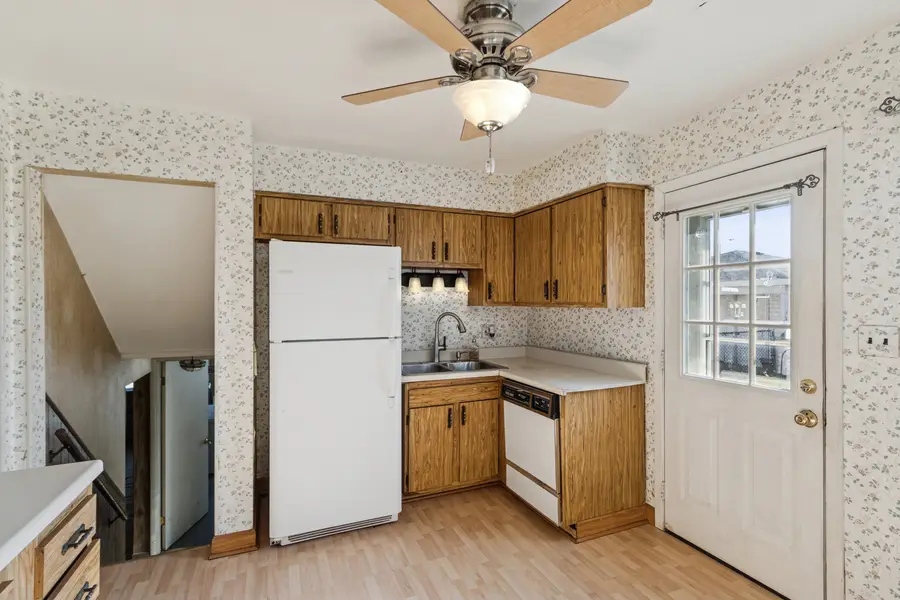 431 S Ardmore Terrace, Addison, IL 60101 - #3