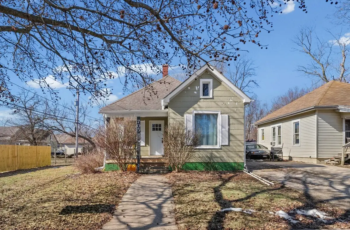 705 N Elm Street, Champaign, IL 61820 - #1