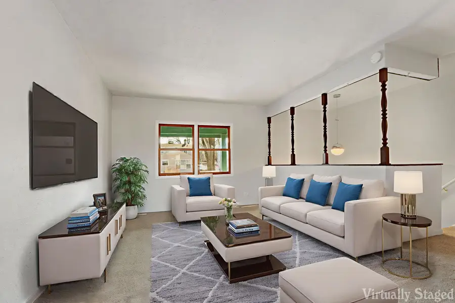 808 Central Park Drive, Round Lake Beach, IL 60073 - #2