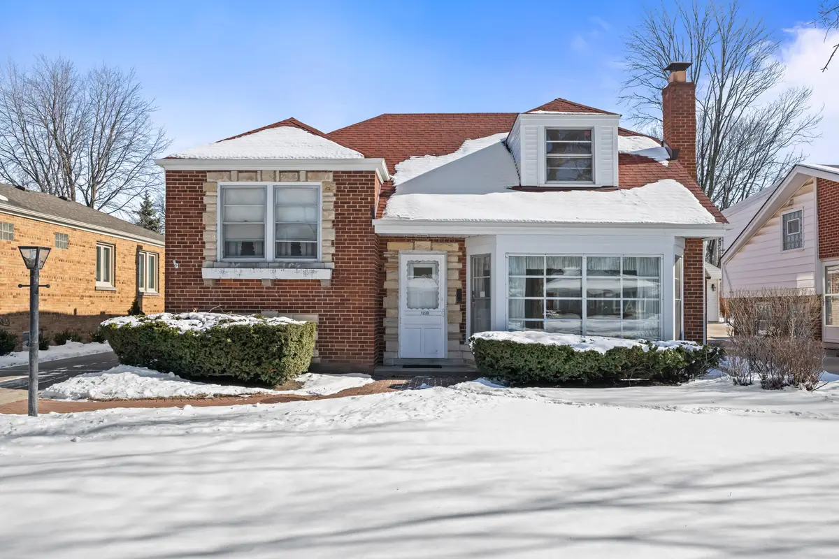 1233 S Prospect Avenue, Park Ridge, IL 60068 - #1