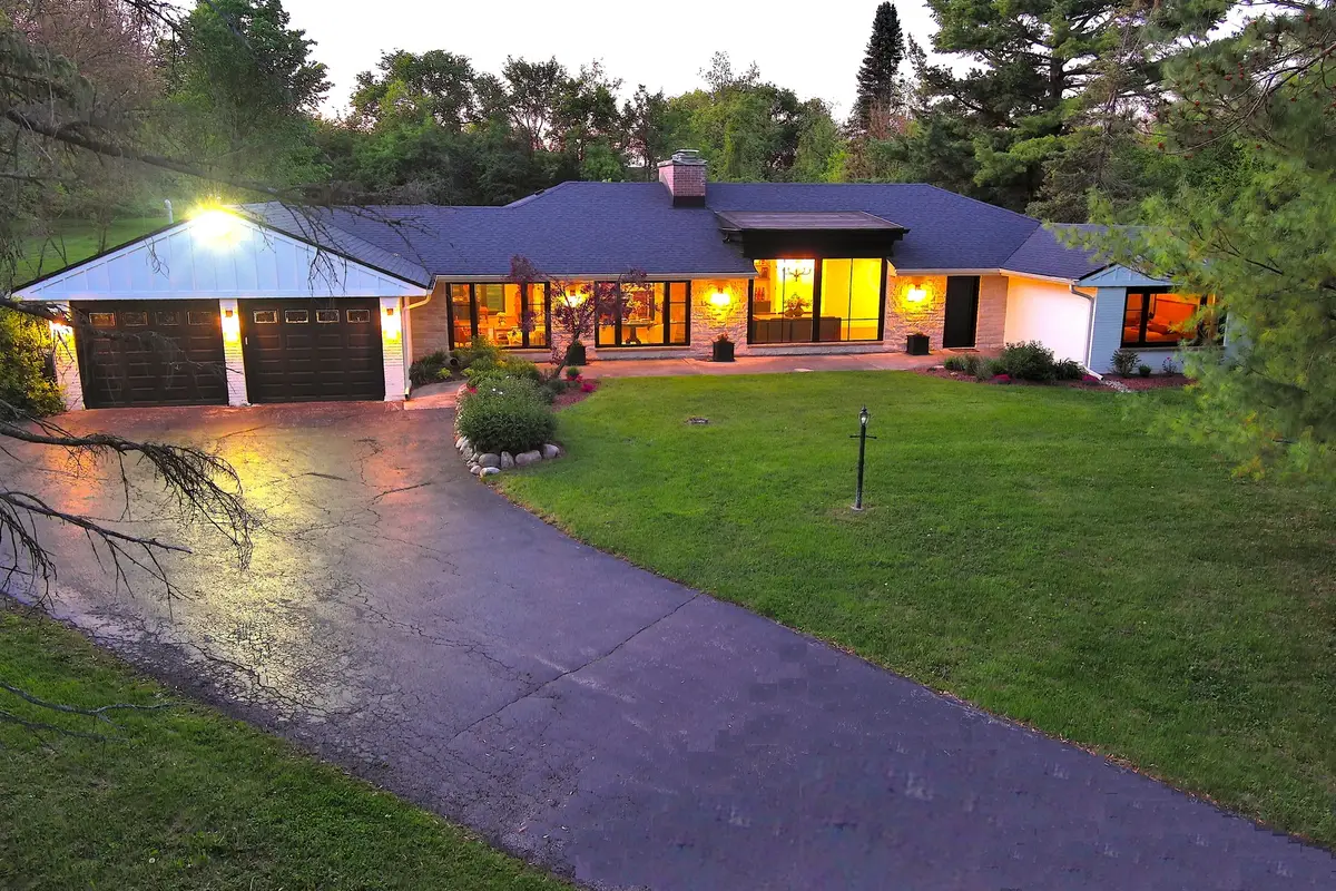 532 W Merri Oaks Road, Barrington Hills, IL 60010 - #1