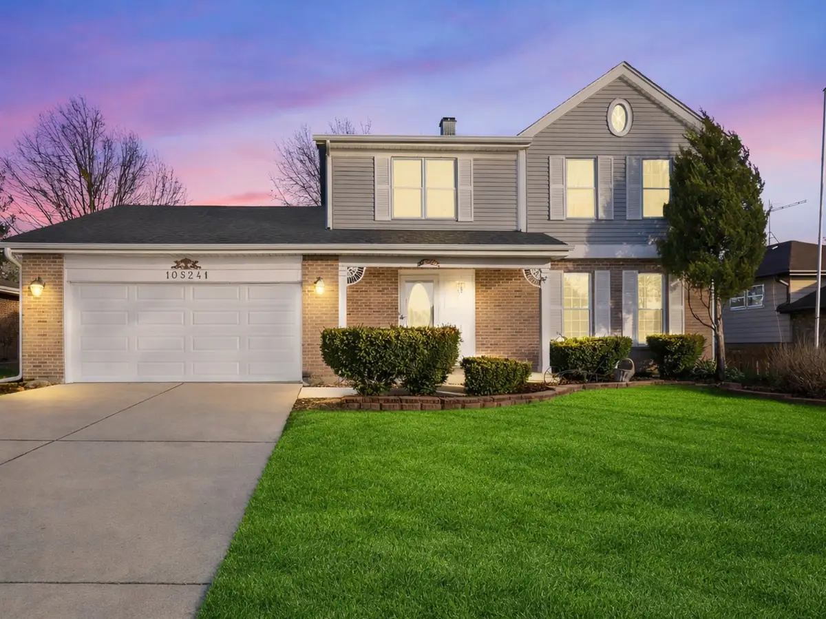 10S241 Wallace Drive, Downers Grove, IL 60516 - #1