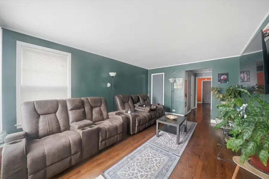 33 49th Avenue, Bellwood, IL 60104 - #3