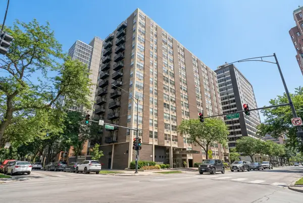 3033 N Sheridan Road #508, Chicago, IL 60657