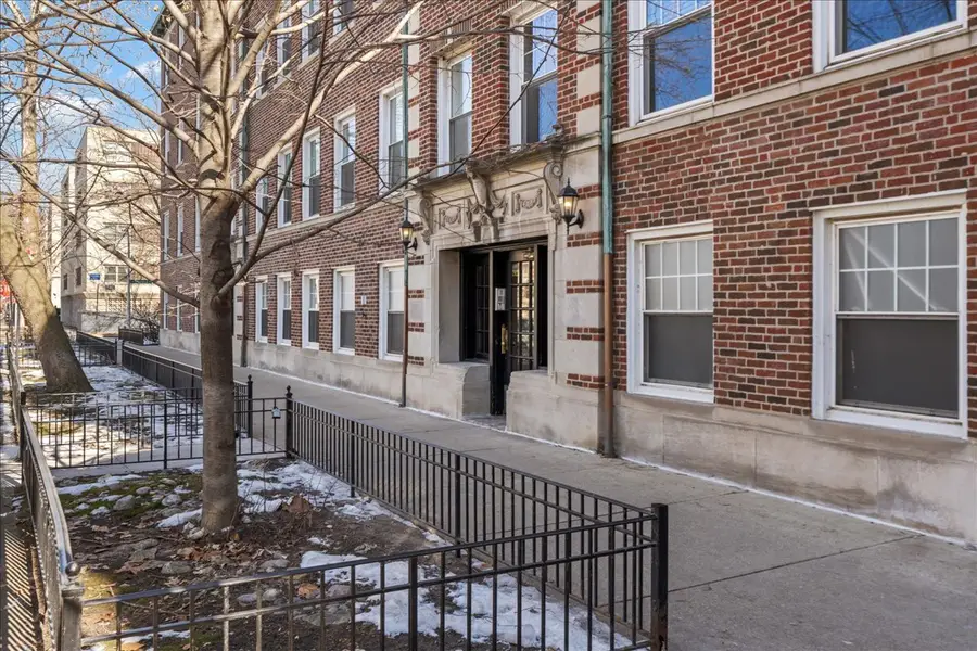 2929 N Pine Grove Avenue #1, Chicago, IL 60657 - #2