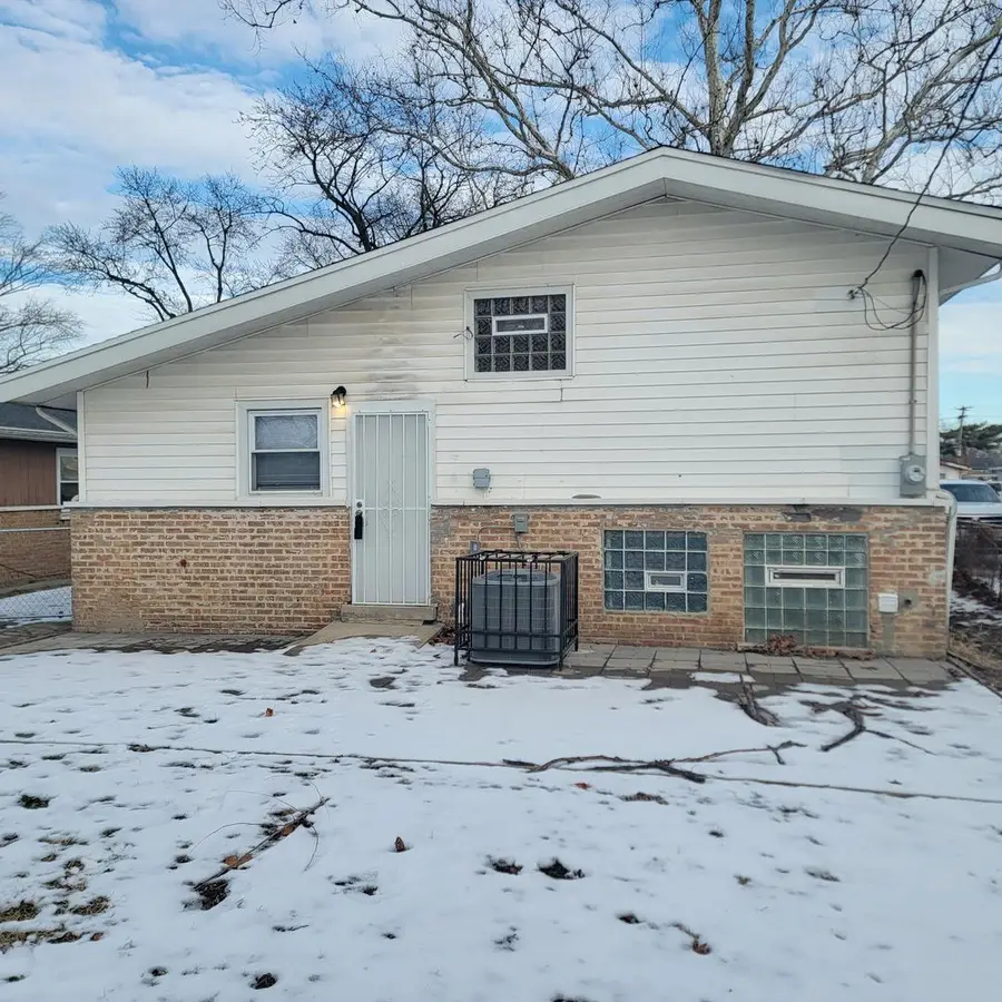 16444 Wolcott Avenue, Markham, IL 60428 - #3