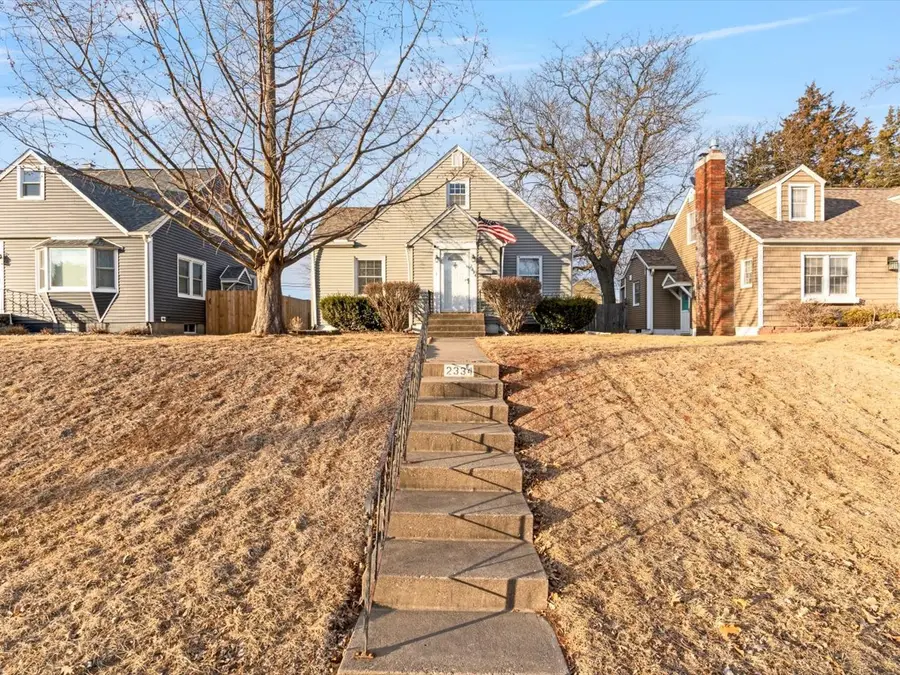 2334 Elm Street, Davenport, IA 52803 - #2