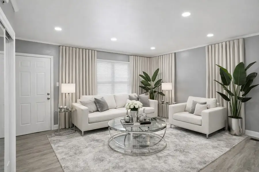 311 Merrill Avenue, Calumet City, IL 60409 - #2