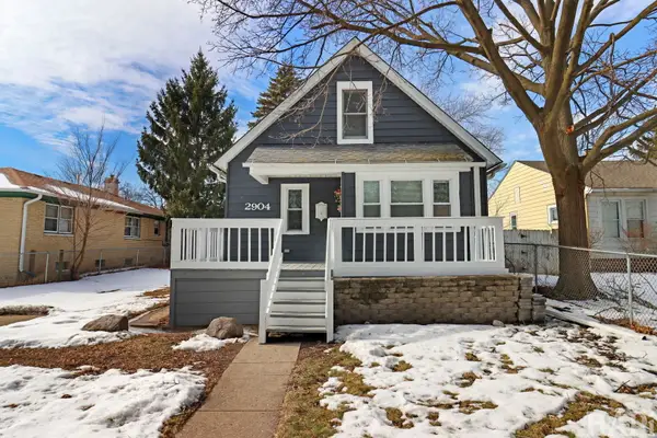 2904 Edina Boulevard, Zion, IL 60099