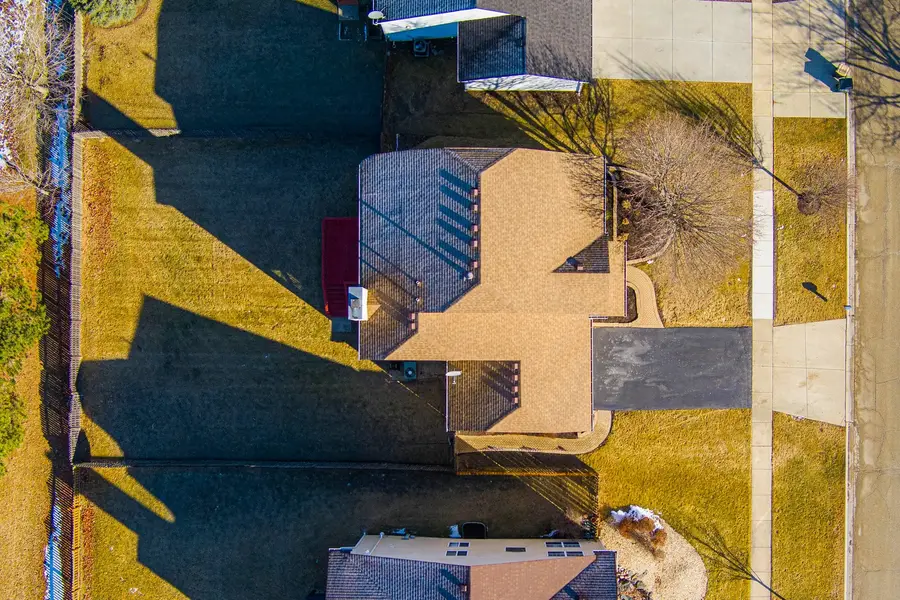 2140 Colchester Avenue, Hoffman Estates, IL 60192 - #2