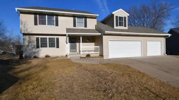 4409 Regency Place, Davenport, IA 52806