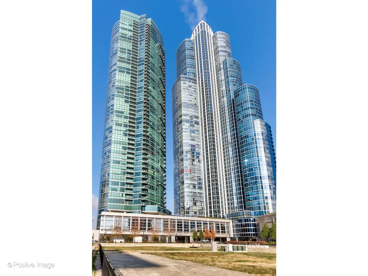 1201 S Prairie Avenue #2402, Chicago, IL 60605 - #1