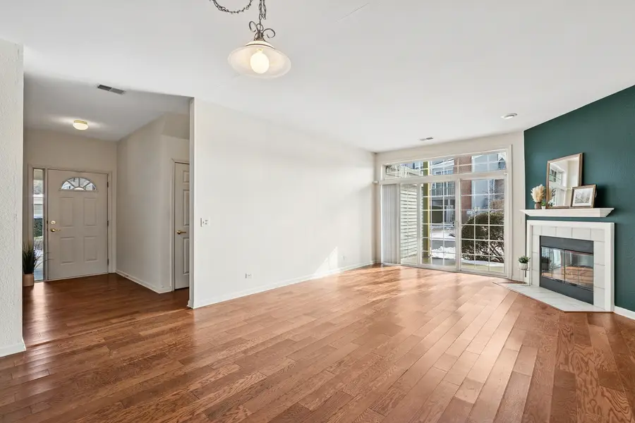 8226 Cinnamon Lane #H-4-D, Fox Lake, IL 60020 - #3