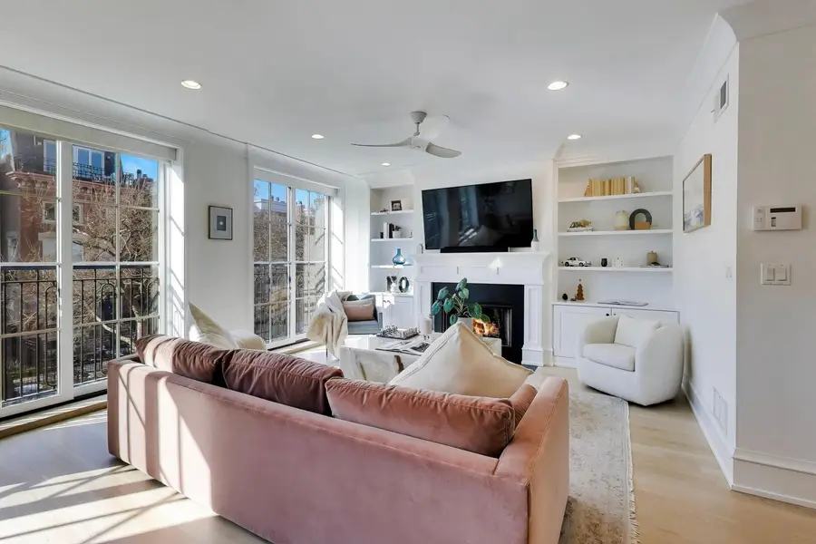 1833 N Sedgwick Street #2, Chicago, IL 60614 - #3