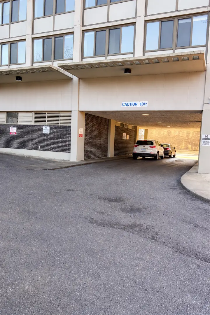 4800 S Lake Park Avenue #1009A, Chicago, IL 60615 - #2