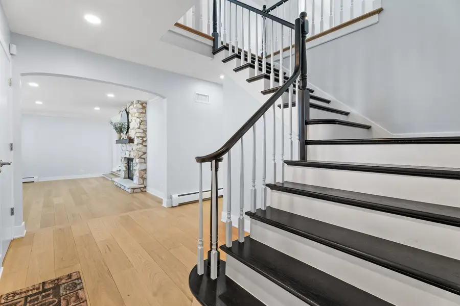 1141 N Delphia Avenue, Park Ridge, IL 60068 - #3