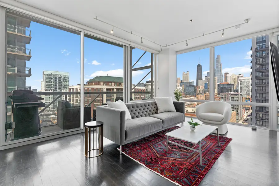 Address Withheld By Seller, Chicago, IL 60654 - #2