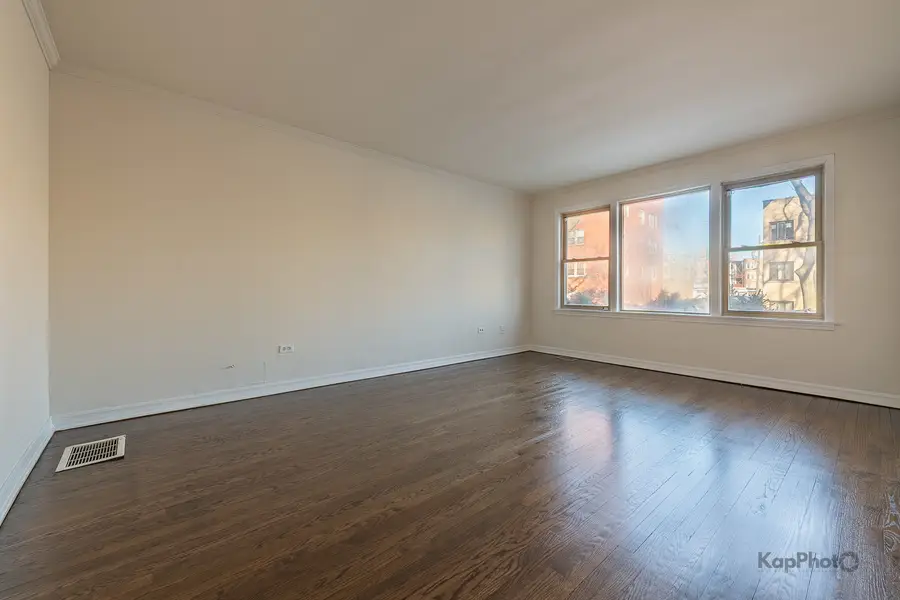 2041 W Jarvis Avenue #1W, Chicago, IL 60645 - #3