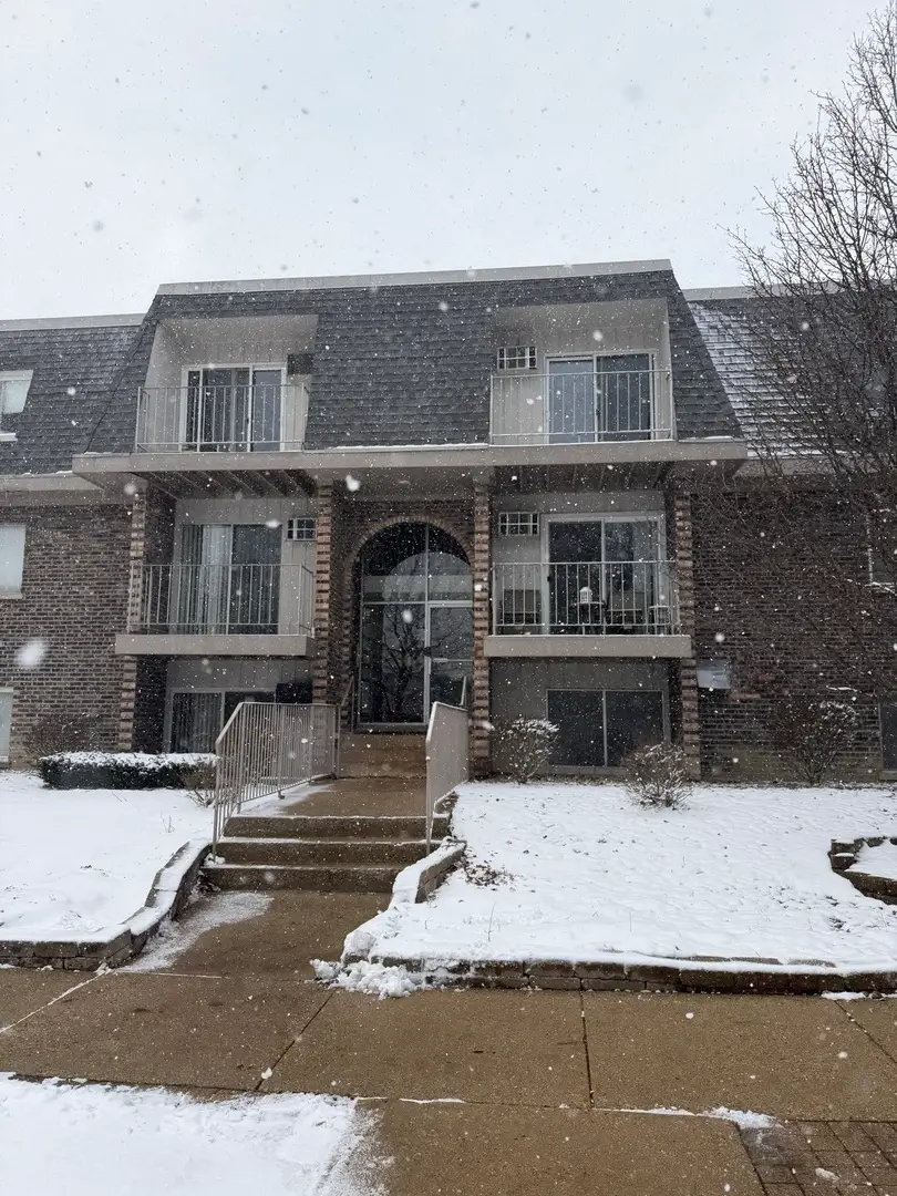 872 Winesap Court #302, Prospect Heights, IL 60070 - #1