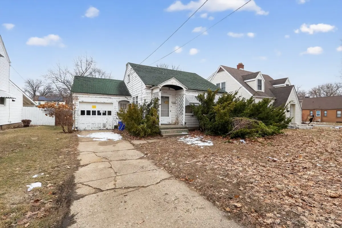 1707 Carney Avenue, Rockford, IL 61103 - #1