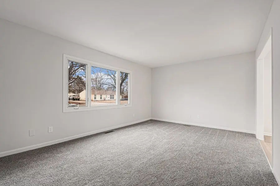 122 Longbeach Road, Montgomery, IL 60538 - #3