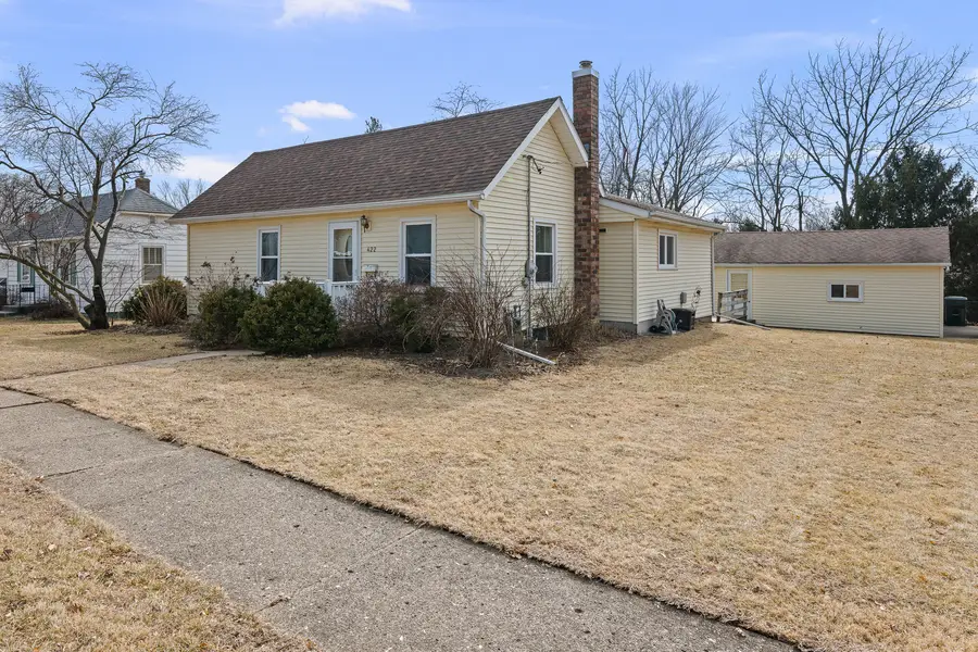 422 W Exchange Street, Geneseo, IL 61254 - #2