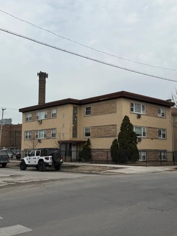 Address Withheld By Seller, Chicago, IL 60634