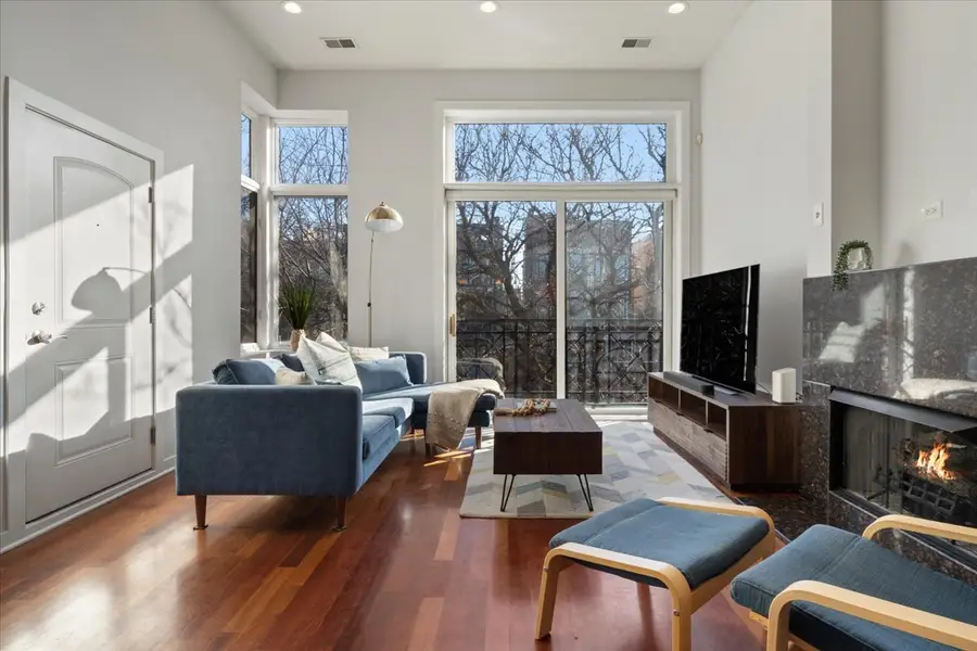 2314 W Wabansia Avenue #3W, Chicago, IL 60647 - #3