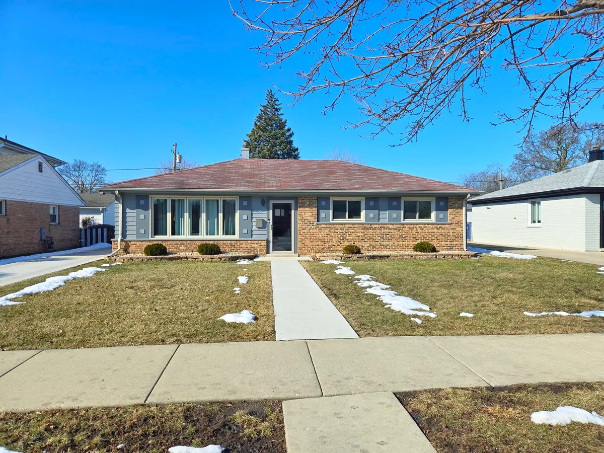 980 W Grant Drive, Des Plaines, IL 60016 - #1