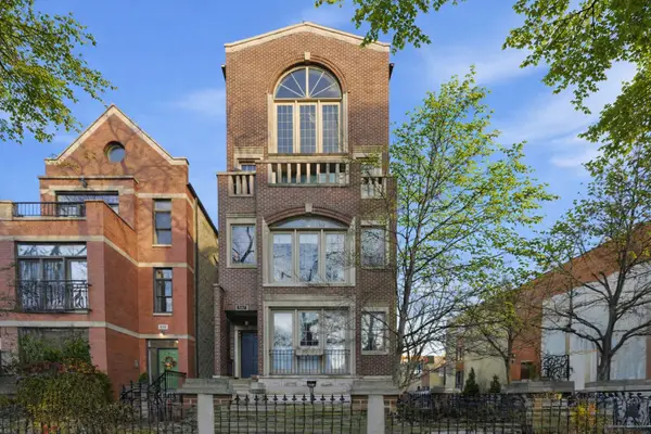 847 N Hermitage Avenue #C, Chicago, IL 60622