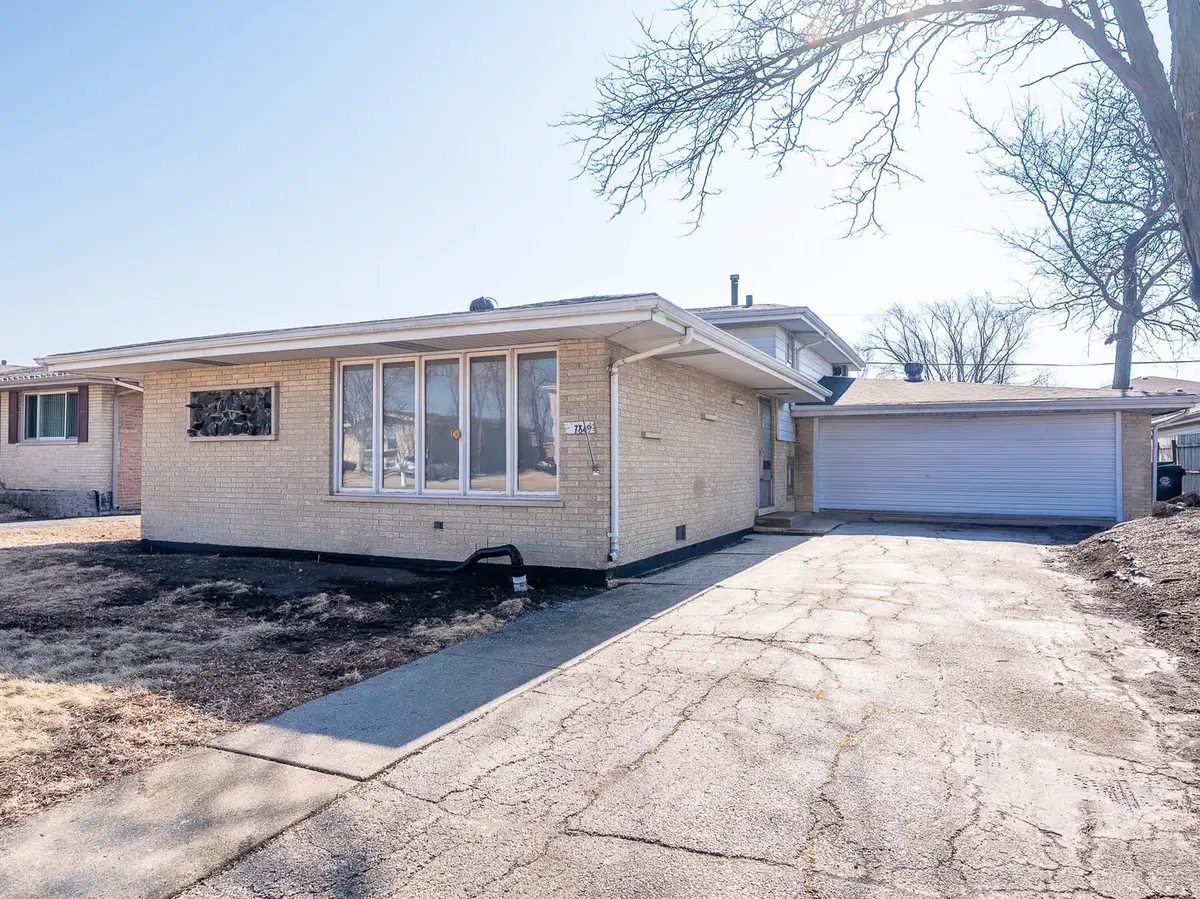 7849 80th Place, Bridgeview, IL 60455 - #1