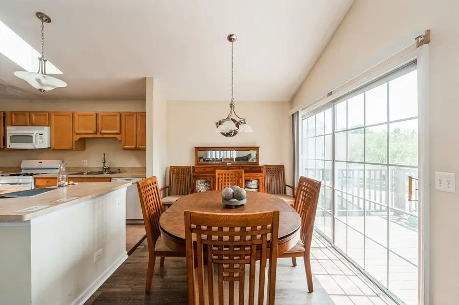 634 Le Parc Circle #634, Buffalo Grove, IL 60089 - #2