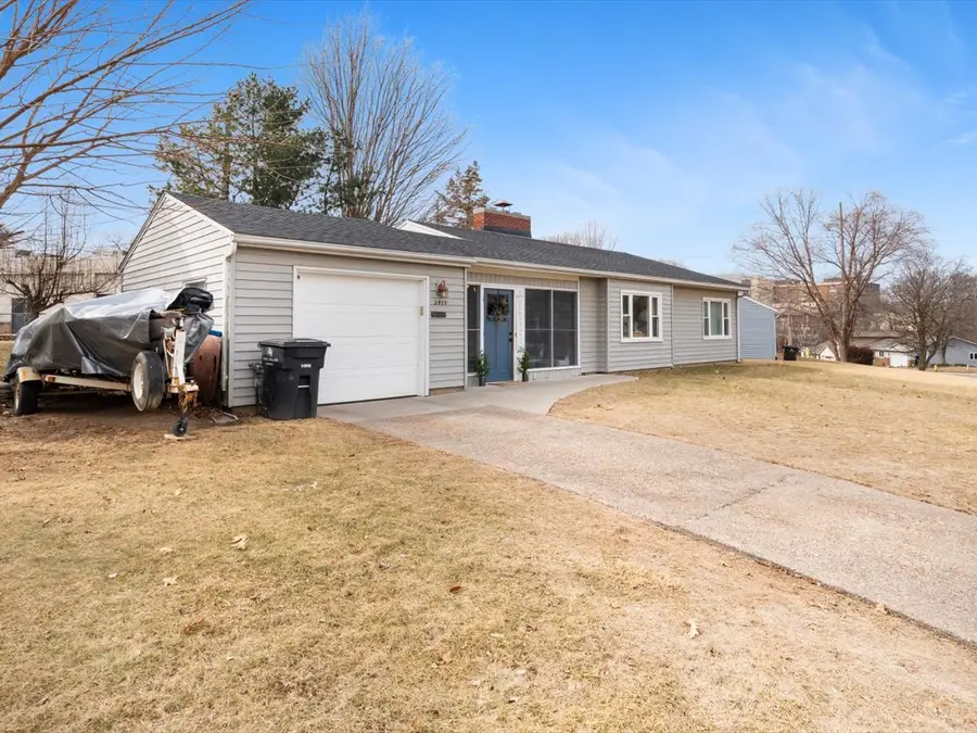 2414 28th Avenue, Rock Island, IL 61201 - #3