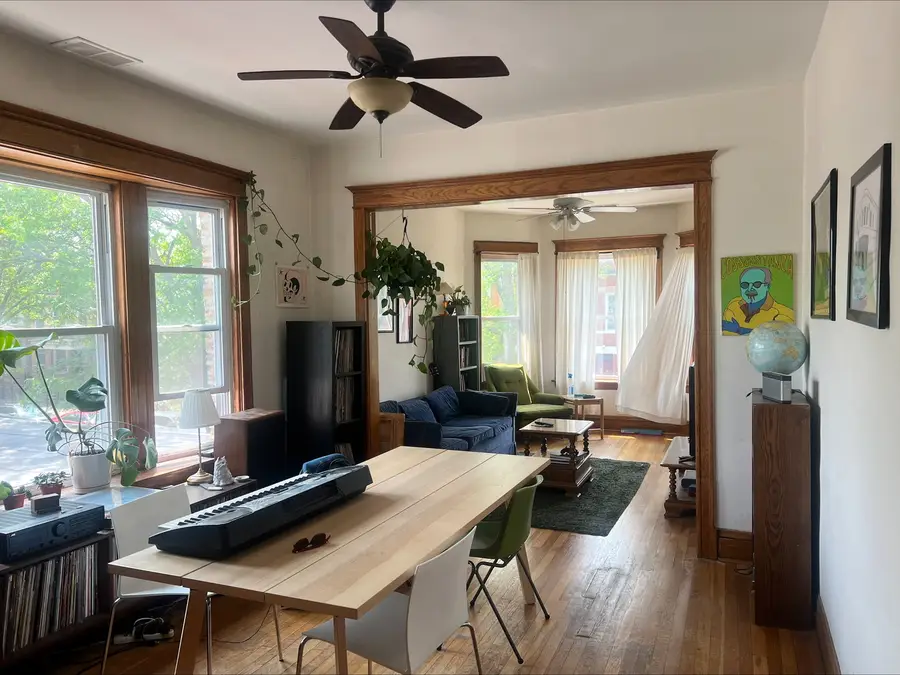 3330 W Evergreen Avenue, Chicago, IL 60651 - #3