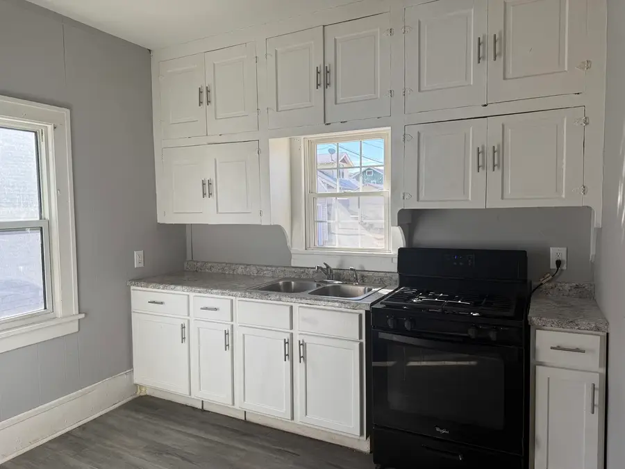 1124 18th Avenue, Rock Island, IL 61201 - #3