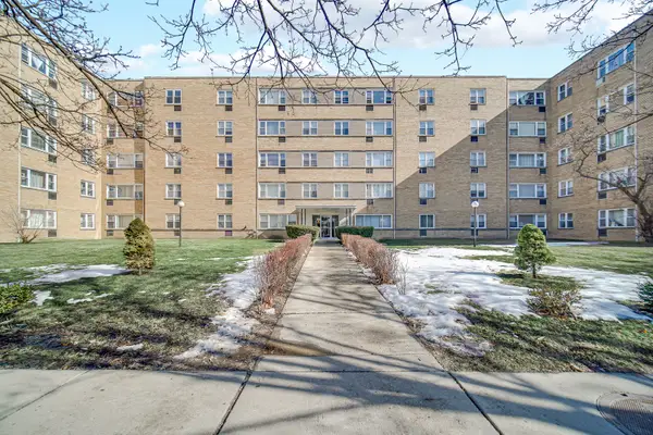 6161 N Hoyne Avenue #302, Chicago, IL 60659
