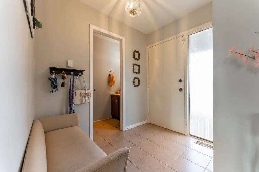 404 Arrow Trail, Wheeling, IL 60090 - #2