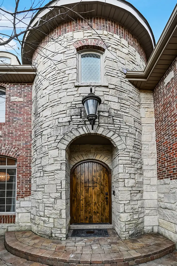 24 E 57th Street, Hinsdale, IL 60521 - #3