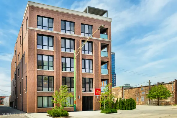 116 N Willard Court #PH01, Chicago, IL 60607